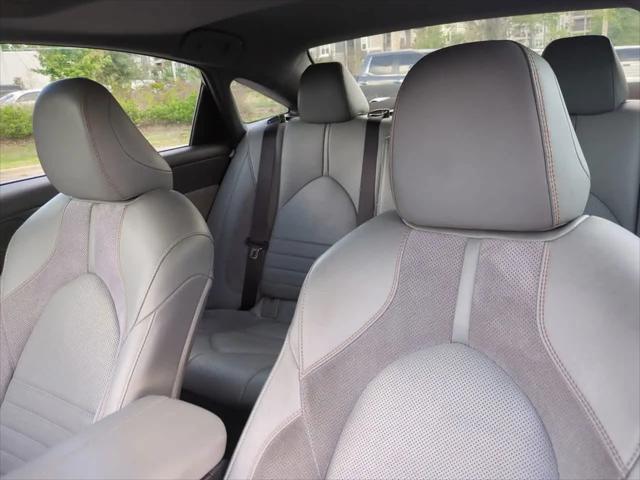 2019 Toyota Avalon Hybrid XSE