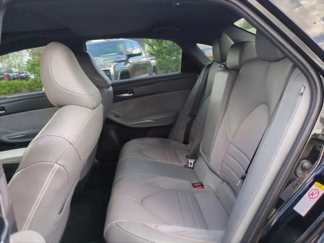 2019 Toyota Avalon Hybrid XSE