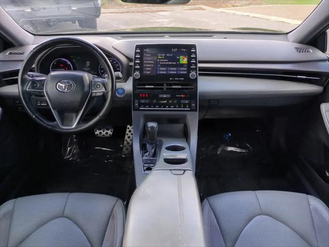 2019 Toyota Avalon Hybrid XSE