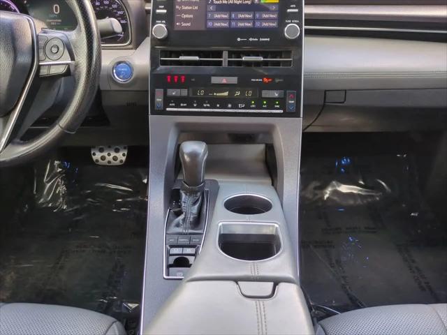 2019 Toyota Avalon Hybrid XSE
