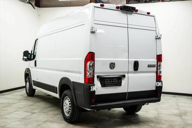 2024 Ram ProMaster 2500 Cargo Van Tradesman High Roof 136" WB w/Pass Seat