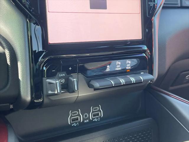 2026 Ram 1500 Rebel Crew Cab 4x4 5'7" Box