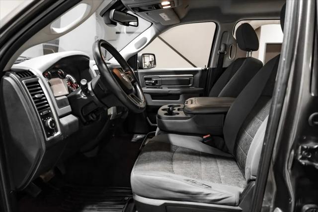 2017 Ram 1500 Lone Star Silver Crew Cab 4x2 5'7" Box