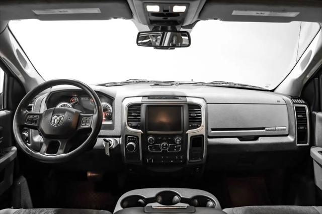 2017 Ram 1500 Lone Star Silver Crew Cab 4x2 5'7" Box