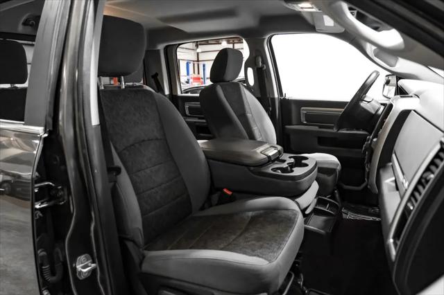 2017 Ram 1500 Lone Star Silver Crew Cab 4x2 5'7" Box