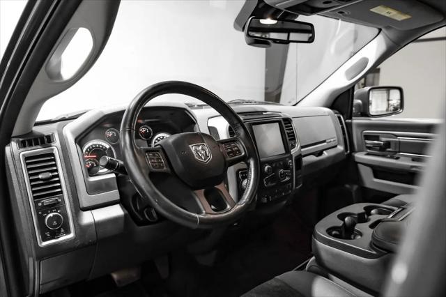 2017 Ram 1500 Lone Star Silver Crew Cab 4x2 5'7" Box