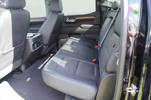 2024 GMC Sierra 1500 4WD Crew Cab Short Box Denali