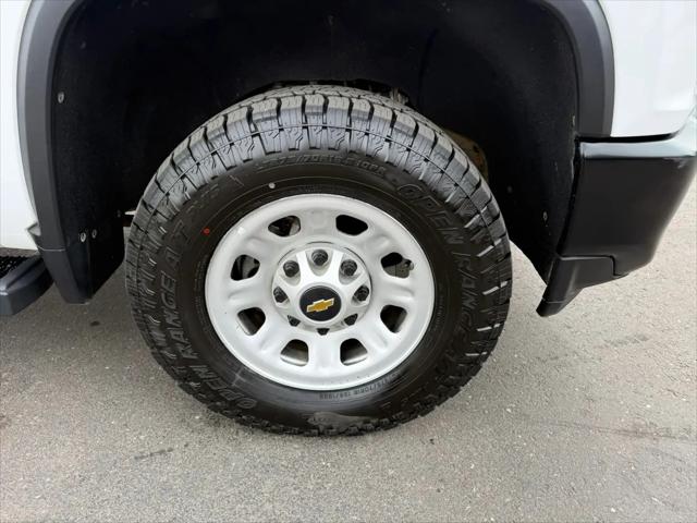 2023 Chevrolet Silverado 3500HD 4WD Double Cab Long Bed WT