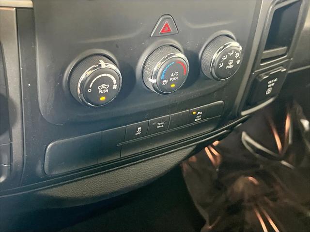 2022 Ram 1500 Classic Warlock Quad Cab 4x4 6'4" Box