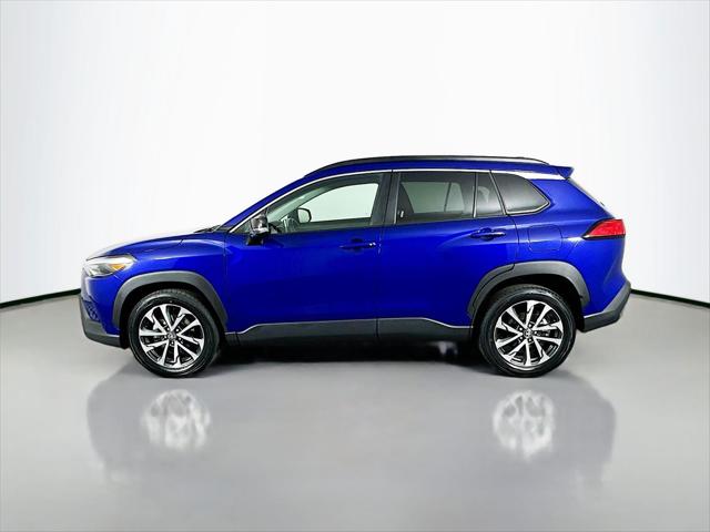 2025 Toyota Corolla Cross XLE