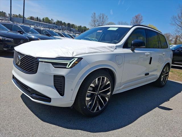 2026 Volvo XC90 Plug-In Hybrid Ultra Dark Theme, T8 AWD, Electric/Gasoline, 6 Seats