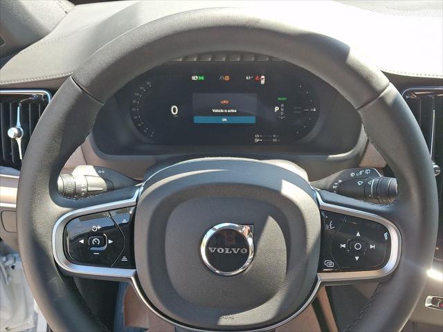 2026 Volvo XC90 Plug-In Hybrid Ultra Dark Theme, T8 AWD, Electric/Gasoline, 6 Seats