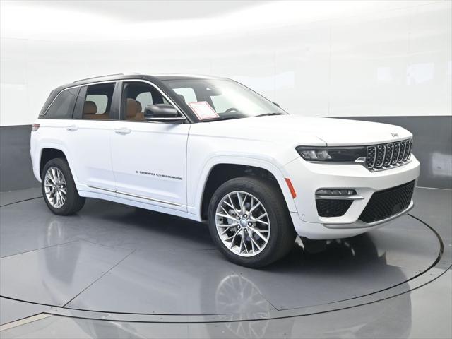 2022 Jeep Grand Cherokee Summit 4x2
