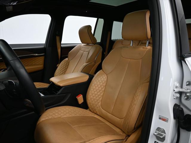 2022 Jeep Grand Cherokee Summit 4x2