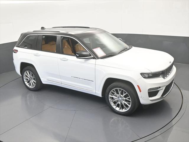2022 Jeep Grand Cherokee Summit 4x2