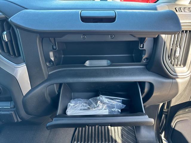 2023 Chevrolet Silverado 2500HD 4WD Crew Cab Standard Bed Custom