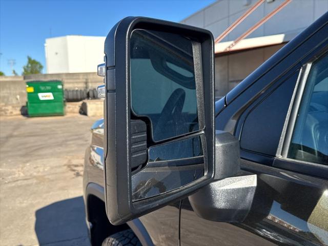 2023 Chevrolet Silverado 2500HD 4WD Crew Cab Standard Bed Custom