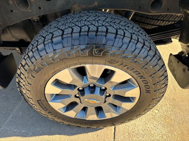 2023 Chevrolet Silverado 2500HD 4WD Crew Cab Standard Bed Custom