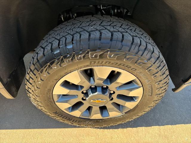 2023 Chevrolet Silverado 2500HD 4WD Crew Cab Standard Bed Custom