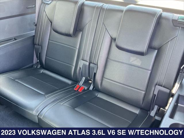2023 Volkswagen Atlas 3.6L V6 SE w/Technology