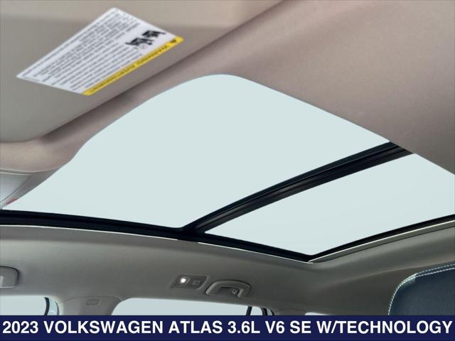 2023 Volkswagen Atlas 3.6L V6 SE w/Technology