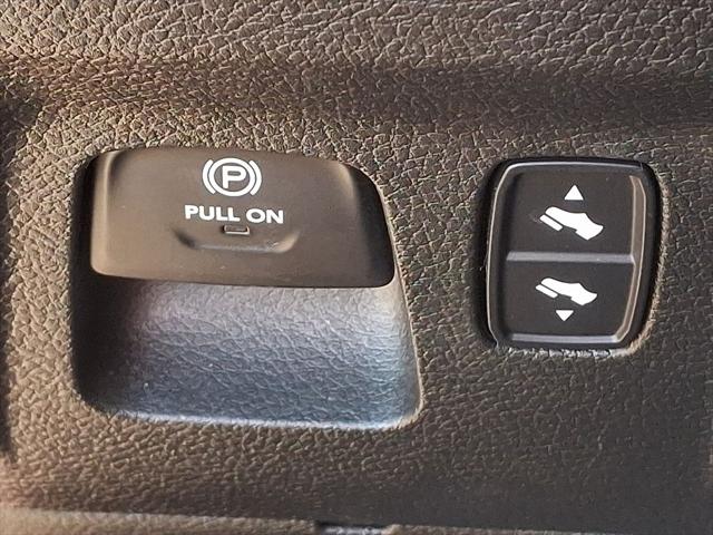 2022 Ram 1500 Laramie Crew Cab 4x4 5'7" Box