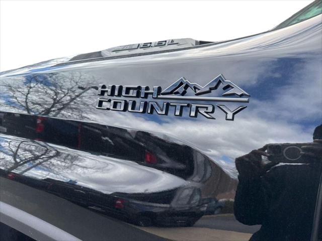 2026 Chevrolet Silverado 2500HD Crew Cab, Standard Bed, High Country, 4WD