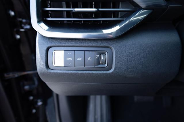 2026 GMC Acadia AT4 AWD