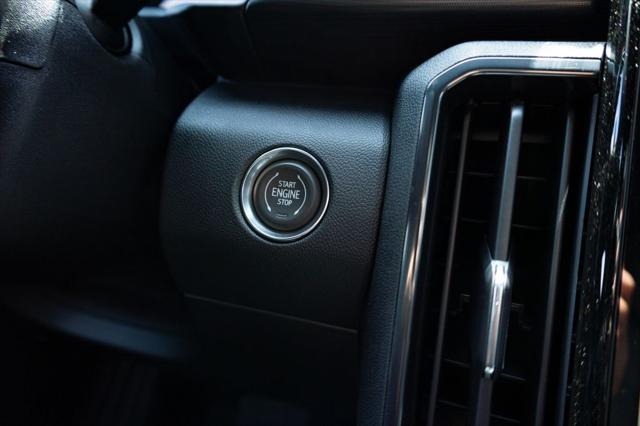 2026 GMC Acadia AT4 AWD