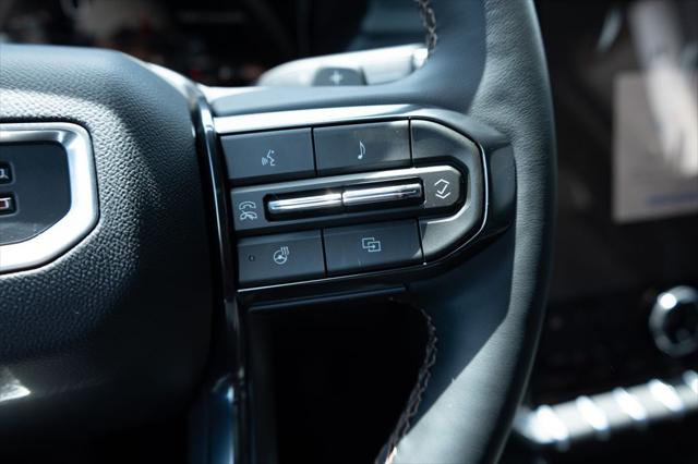 2026 GMC Acadia AT4 AWD