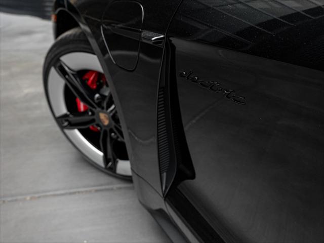 2026 Porsche Taycan 4S