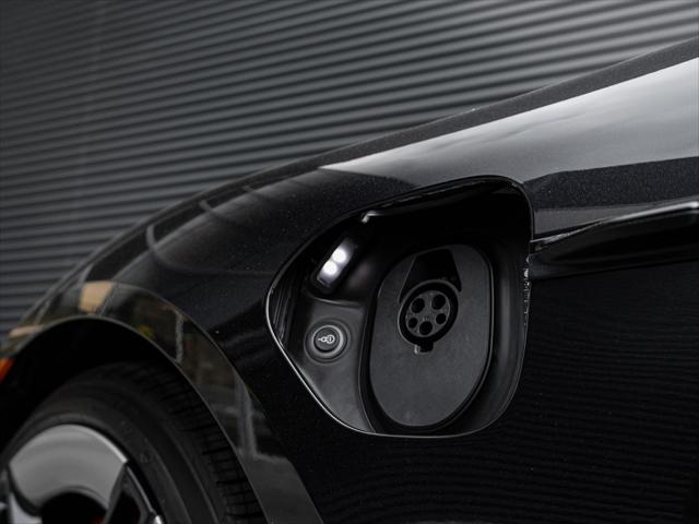 2026 Porsche Taycan 4S