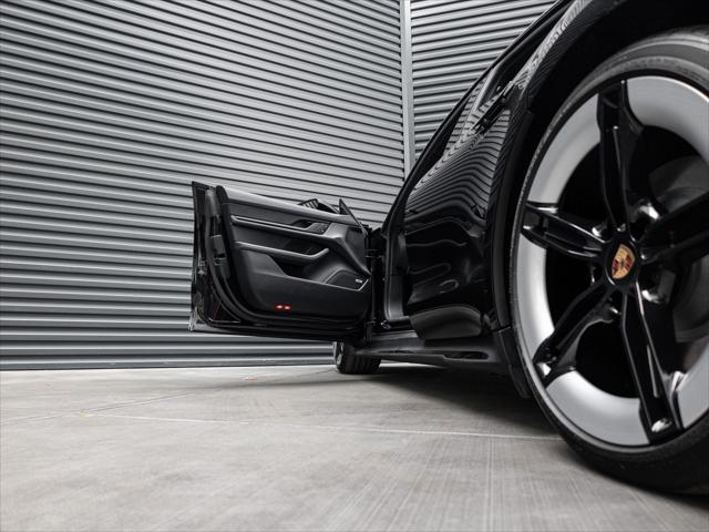 2026 Porsche Taycan 4S