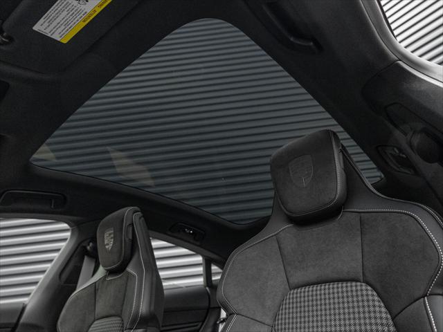 2026 Porsche Taycan 4S