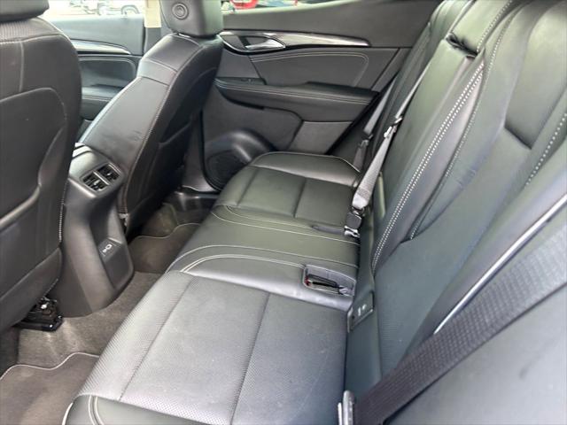 2022 Buick Envision FWD Essence
