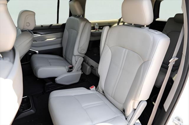 2023 Jeep Wagoneer Series III 4x4