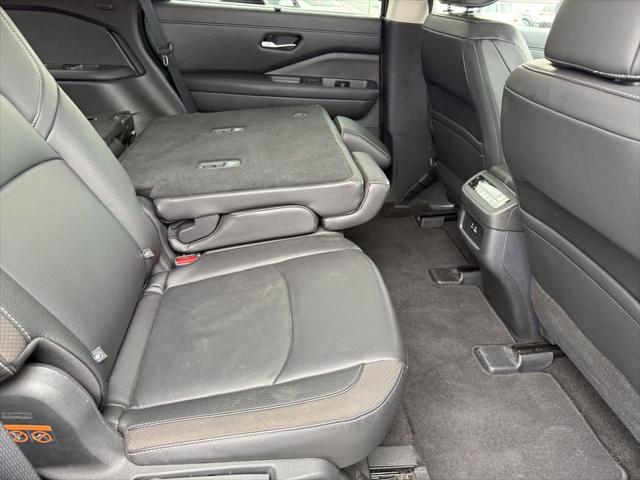 Used 2025 Nissan Pathfinder SL 4WD For Sale in Bellingham, WA