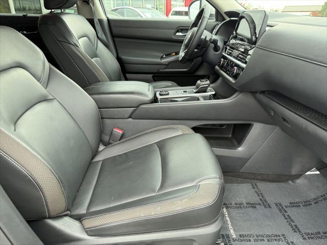 Used 2025 Nissan Pathfinder SL 4WD For Sale in Bellingham, WA