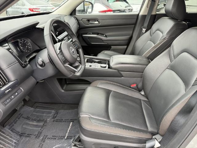 Used 2025 Nissan Pathfinder SL 4WD For Sale in Bellingham, WA