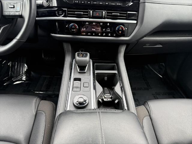 Used 2025 Nissan Pathfinder SL 4WD For Sale in Bellingham, WA