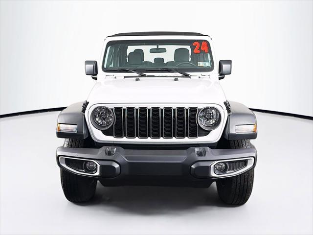 2024 Jeep Gladiator Sport