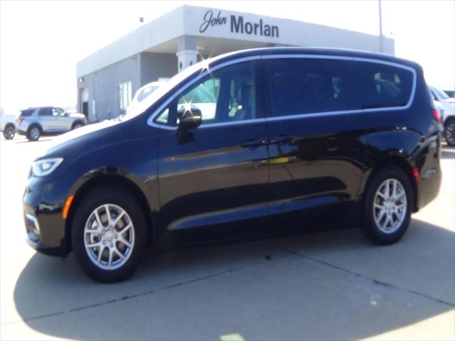2025 Chrysler Pacifica Select for sale in Cape Girardeau, MO