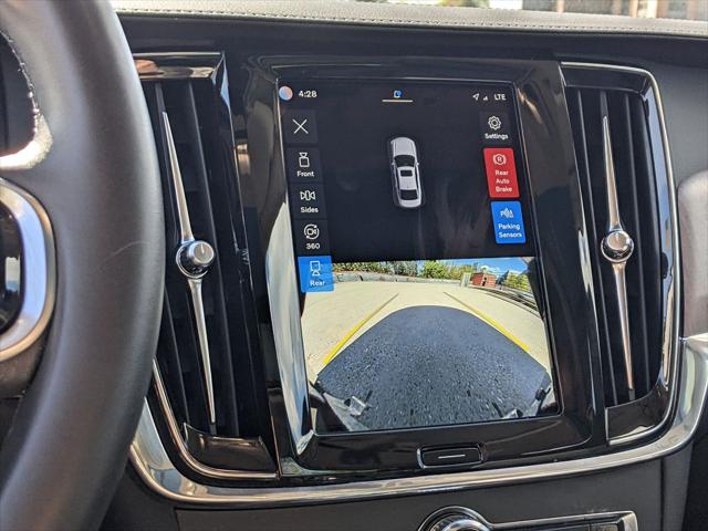 2023 Volvo S90 B6 Ultimate