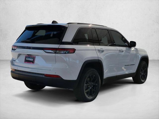 2026 Jeep Grand Cherokee GRAND CHEROKEE LAREDO ALTITUDE 4X4