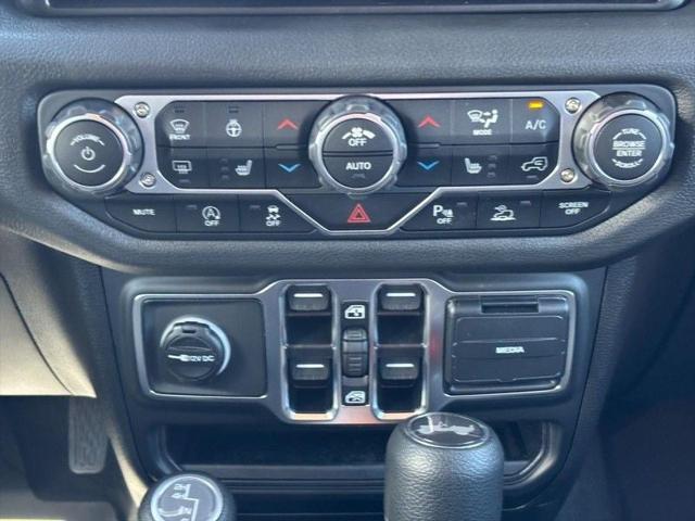 2025 Jeep Wrangler 4-Door Summit 4x4