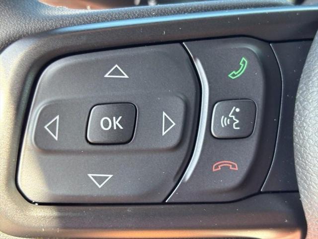 2025 Jeep Wrangler 4-Door Summit 4x4