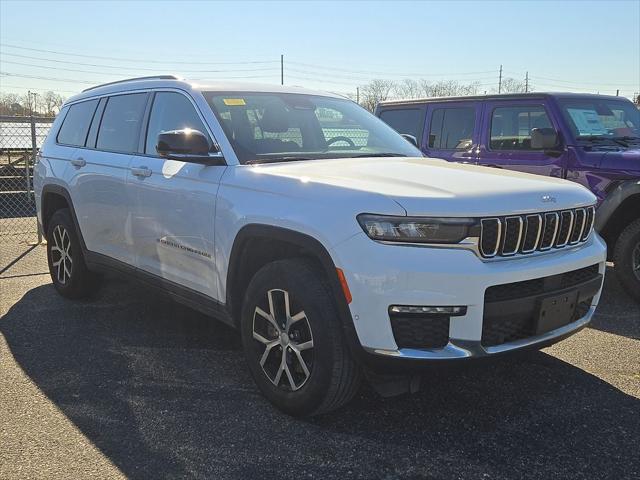 2023 Jeep Grand Cherokee L Limited 4x4 2023 Jeep Grand Cherokee L Limited 4x4