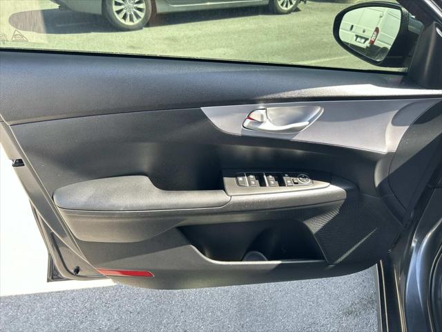 2024 Kia Forte LX
