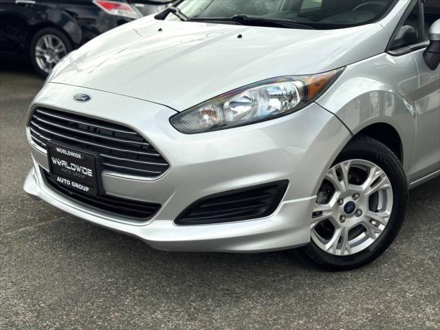 2015 Ford Fiesta SE 4dr Sedan