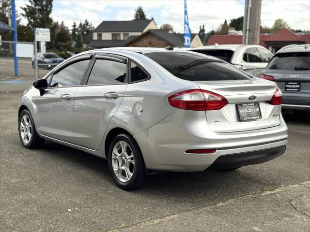 2015 Ford Fiesta SE 4dr Sedan